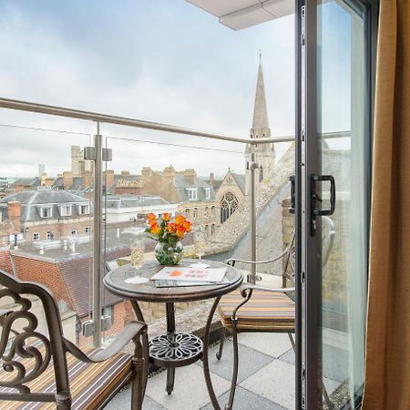The George Street Hotel Oxford Kültér fotó A balcony at the hotel