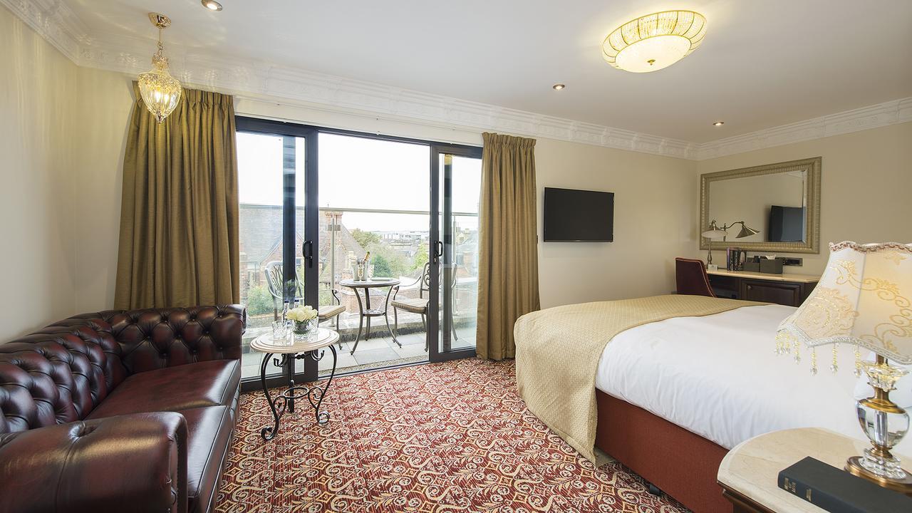 The George Street Hotel Oxford Kültér fotó A room at the hotel
